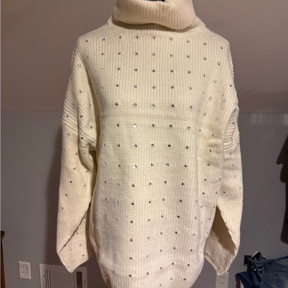 FATE sweater